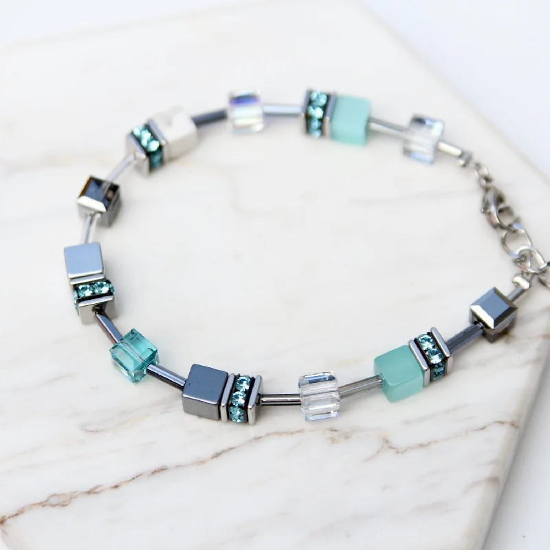 Howlite Cat's Eye Geo Cube Bracelet