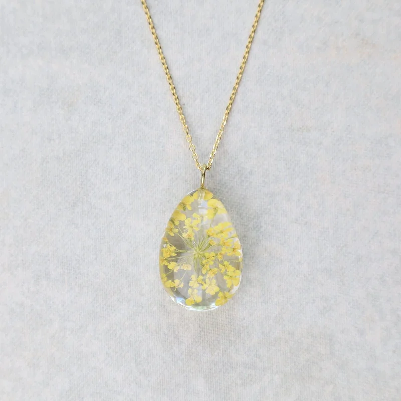 Botanical Dew Drop Yellow Queen Anne Lace Necklace